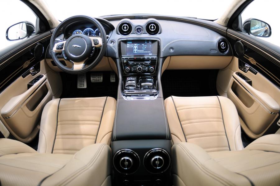  Jaguar XJ by Startech 2011 года  (фото 19 из 48)